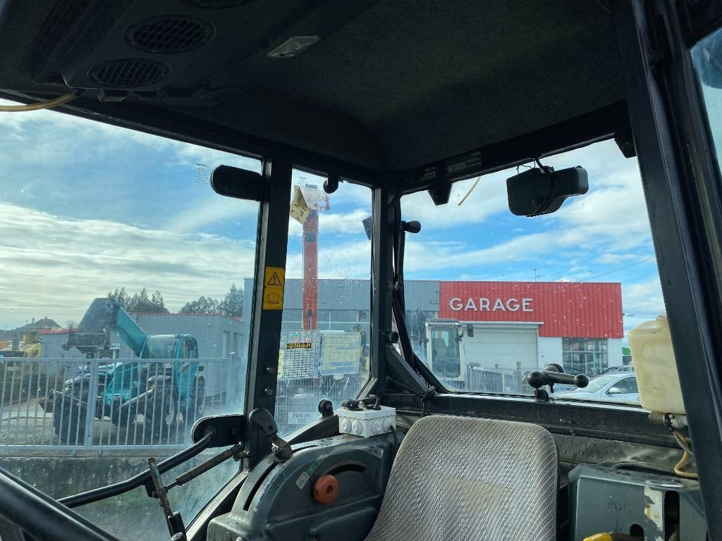 Traktor Landini REX R70V Enjambeur a Grand dégagement endommagé: obrázek 32 Traktor Landini REX R70V Enjambeur a Grand dégagement endommagé: obrázek 32