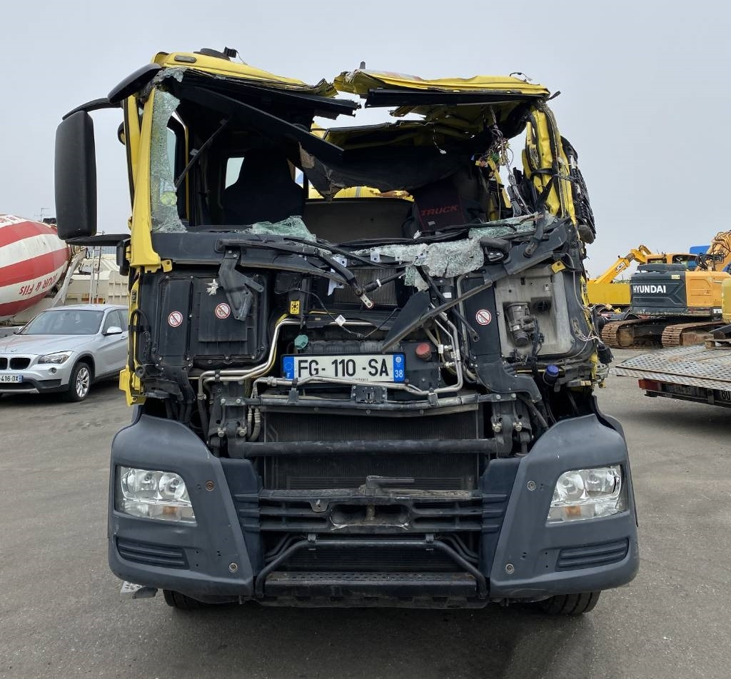MAN MAN TGS 32-420 / STETTER AM-UltraEco endommagé - Autodomíchávač: obrázek 2 MAN MAN TGS 32-420 / STETTER AM-UltraEco endommagé - Autodomíchávač: obrázek 2
