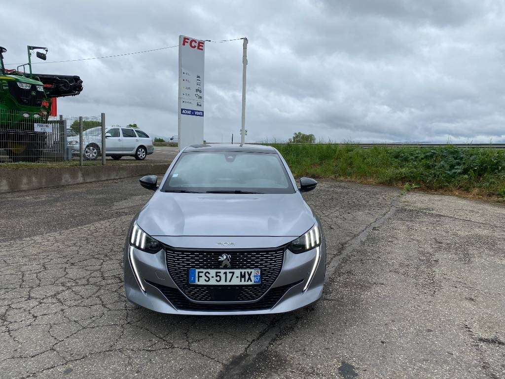 Peugeot e208 136/GT-Line Toit Panoramique 1er Main - Osobní auto: obrázek 2 Peugeot e208 136/GT-Line Toit Panoramique 1er Main - Osobní auto: obrázek 2