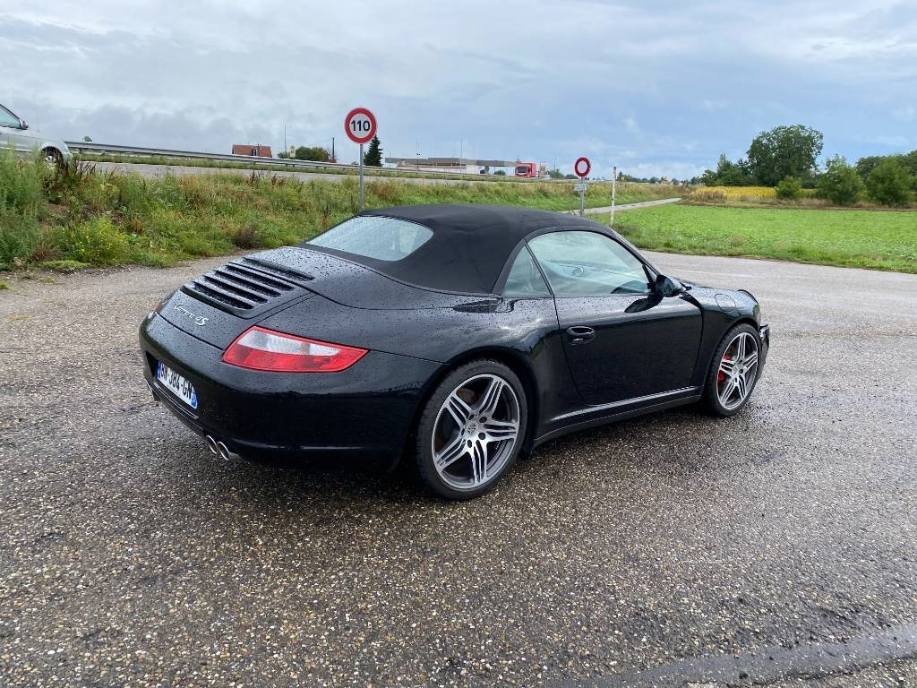Porsche 911 3.8I Carrera 4S Cabriolet Origine Française - Kabriolet: obrázek 4 Porsche 911 3.8I Carrera 4S Cabriolet Origine Française - Kabriolet: obrázek 4