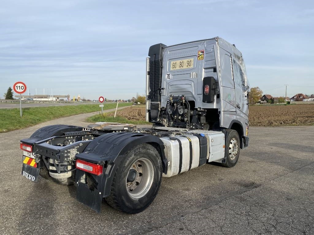 Volvo FH 460 / I-Save 1er Main endommagé - Tahač: obrázek 4 Volvo FH 460 / I-Save 1er Main endommagé - Tahač: obrázek 4