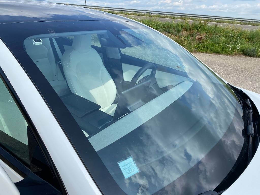 Osobní auto Tesla MODEL 3 5YJ3 Carte Grise Française endommagée: obrázek 49