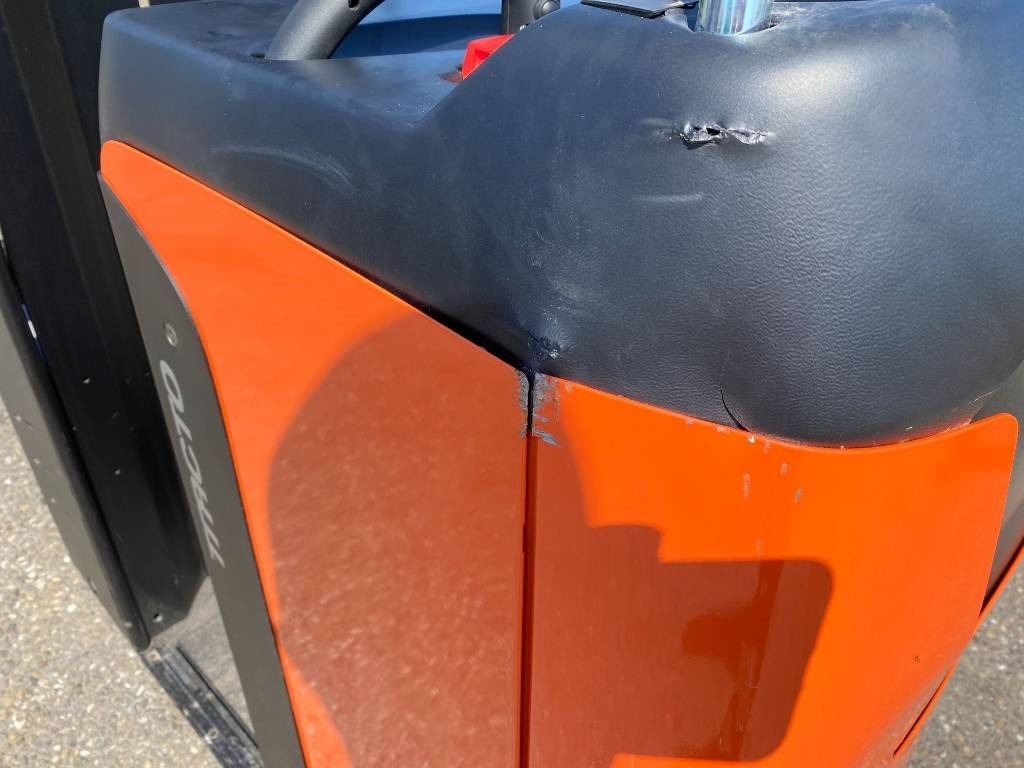 Elektrický tahač Toyota BT/MOVIT TSE 150-708 1er MAIN endommagé: obrázek 10