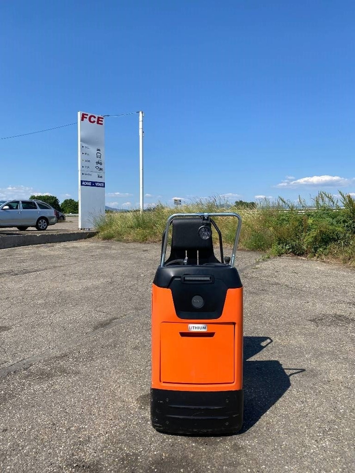 Toyota BT/MOVIT TSE 150-708 1er MAIN endommagé - Elektrický tahač: obrázek 2 Toyota BT/MOVIT TSE 150-708 1er MAIN endommagé - Elektrický tahač: obrázek 2