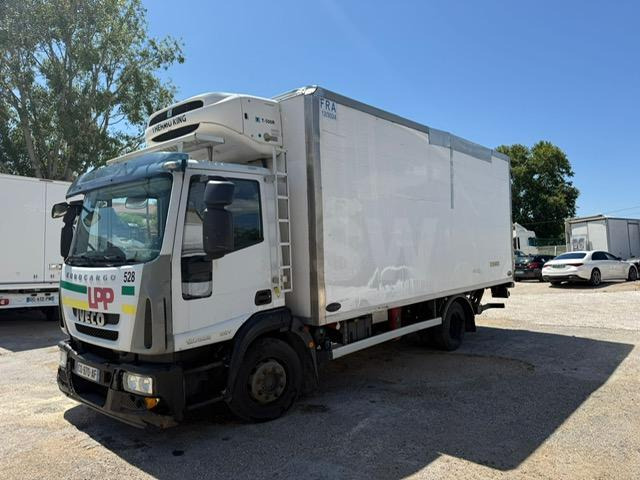 Iveco 120E22 CAISSE FRIGO HAYON - Chladírenský nákladní automobil: obrázek 1 Iveco 120E22 CAISSE FRIGO HAYON - Chladírenský nákladní automobil: obrázek 1