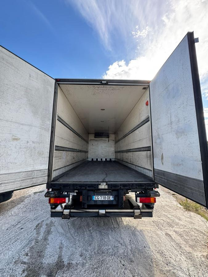 Iveco Stralis 360 - Chladírenský nákladní automobil: obrázek 5 Iveco Stralis 360 - Chladírenský nákladní automobil: obrázek 5