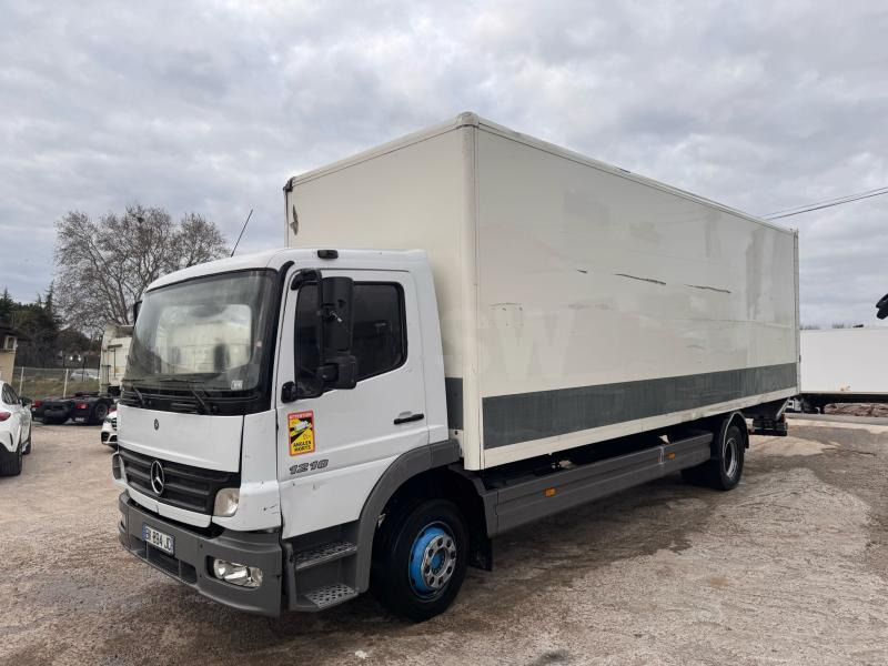 Mercedes Atego 1218 - Skříňový nákladní auto: obrázek 1 Mercedes Atego 1218 - Skříňový nákladní auto: obrázek 1
