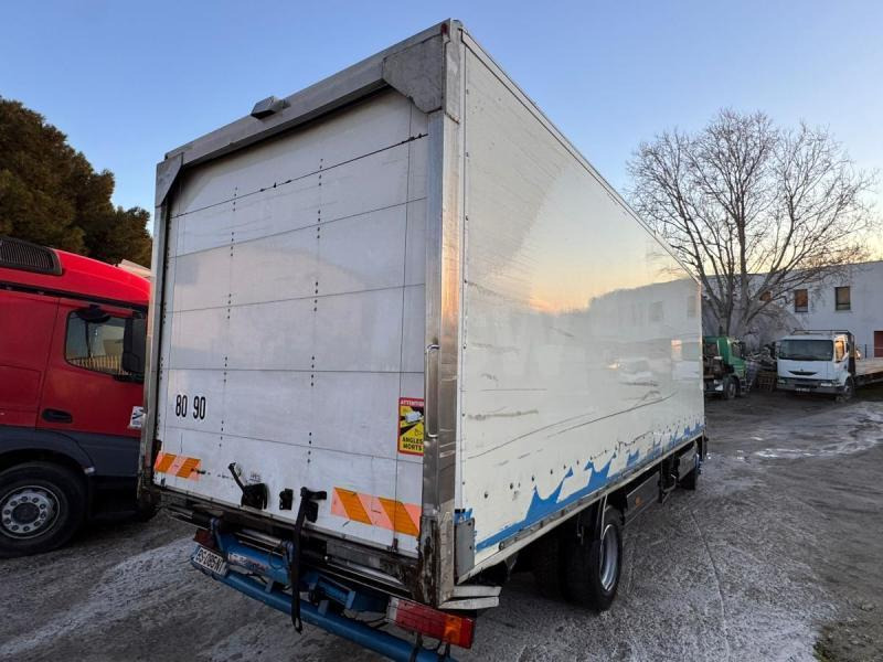 Mercedes Atego 1218 - Skříňový nákladní auto: obrázek 4 Mercedes Atego 1218 - Skříňový nákladní auto: obrázek 4