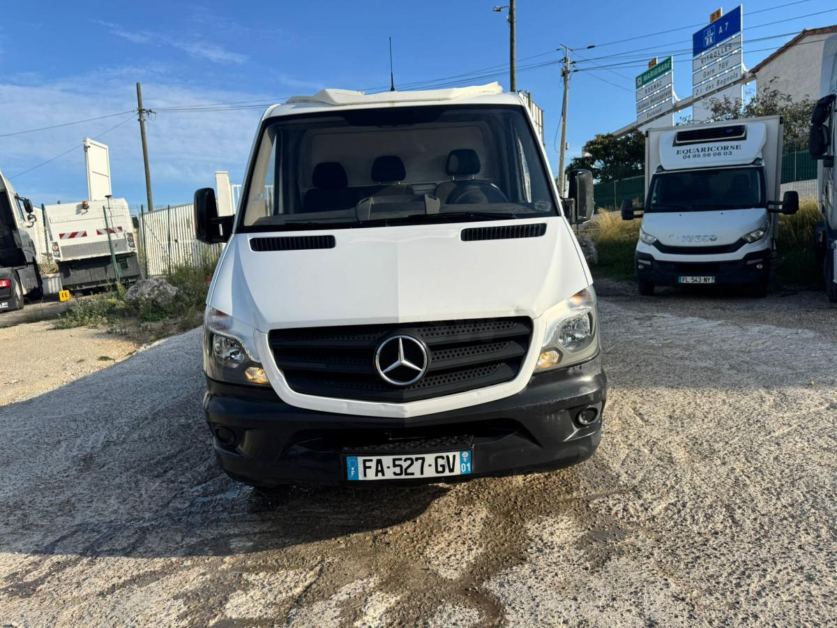 Mercedes Sprinter 312 CDI HAYON ELEVATEUR - Dodávka valník: obrázek 2 Mercedes Sprinter 312 CDI HAYON ELEVATEUR - Dodávka valník: obrázek 2