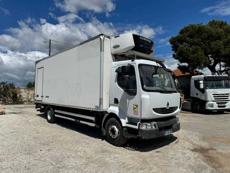 Renault Midlum 220 DXI - Chladírenský nákladní automobil: obrázek 3 Renault Midlum 220 DXI - Chladírenský nákladní automobil: obrázek 3