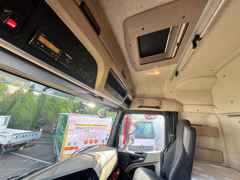 Tahač Mercedes Actros 1846: obrázek 14 Tahač Mercedes Actros 1846: obrázek 14