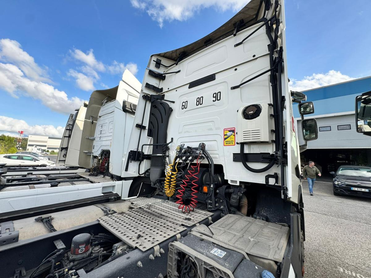 Renault T 460 - Tahač: obrázek 4 Renault T 460 - Tahač: obrázek 4