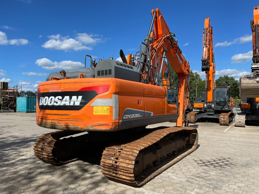 Doosan DX235LC-5 - Pásové rýpadlo: obrázek 4 Doosan DX235LC-5 - Pásové rýpadlo: obrázek 4