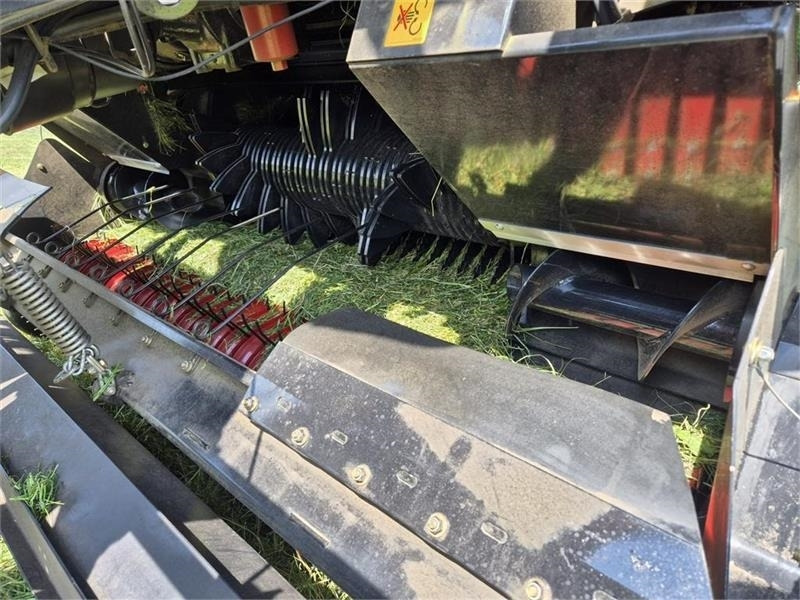 Case IH RB 545 silage pack Med ballevender - Lis na válcové balíky: obrázek 5 Case IH RB 545 silage pack Med ballevender - Lis na válcové balíky: obrázek 5