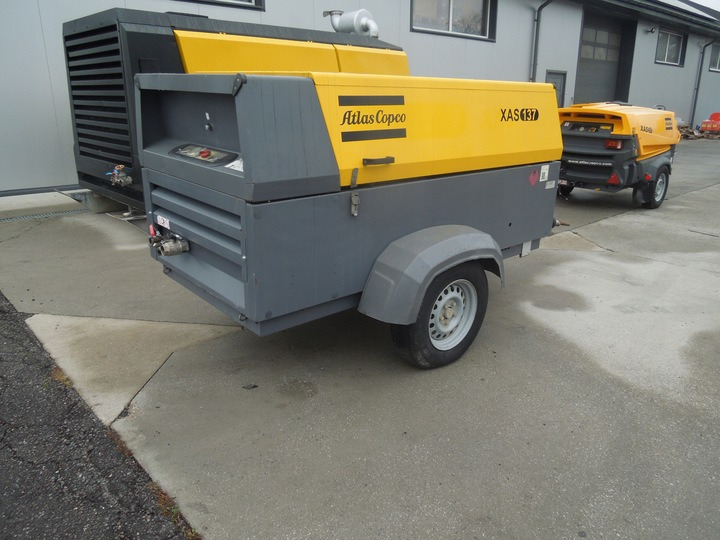 ATLAS COPCO XAS137 - Mobilní kompresor: obrázek 1 ATLAS COPCO XAS137 - Mobilní kompresor: obrázek 1