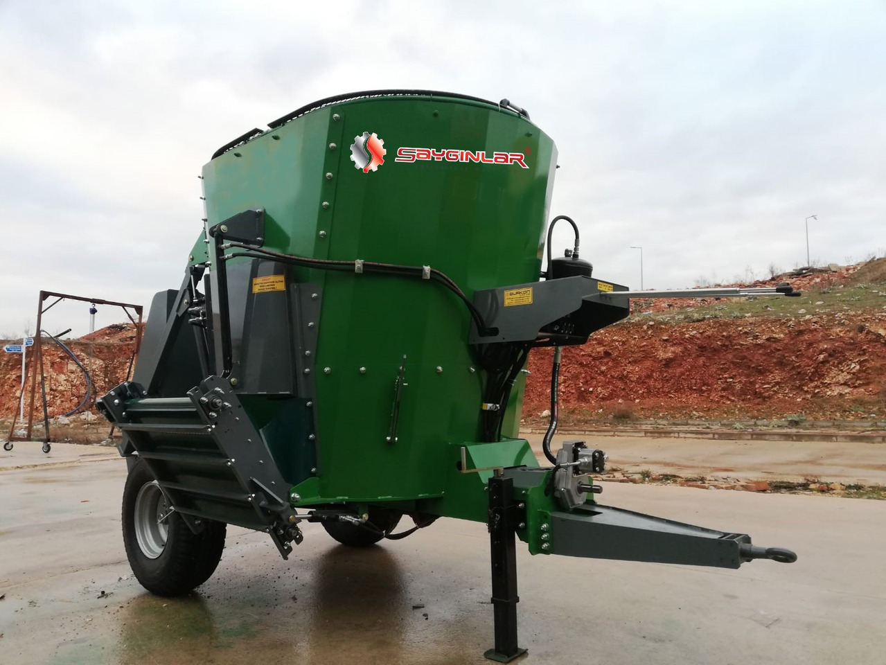 Nový Zařízení pro chov skotu SAYGINLAR vertical feed mixer wagon: obrázek 7