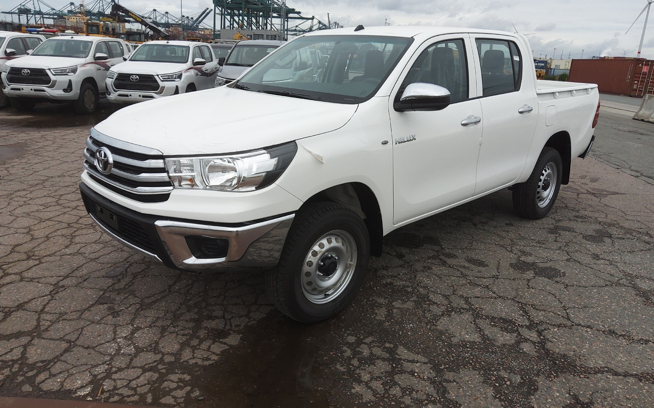 Toyota Hilux / Revo Pick-up double cabin pack security 2.4L Turbo Diesel Manual - Pick-up: obrázek 1 Toyota Hilux / Revo Pick-up double cabin pack security 2.4L Turbo Diesel Manual - Pick-up: obrázek 1