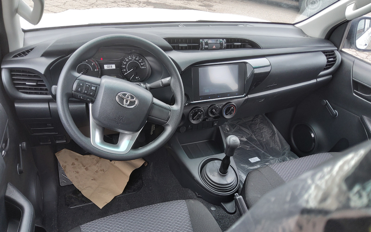 Nový Pick-up Toyota Hilux / Revo Pick-up double cabin pack security 2.4L Turbo Diesel Manual: obrázek 10