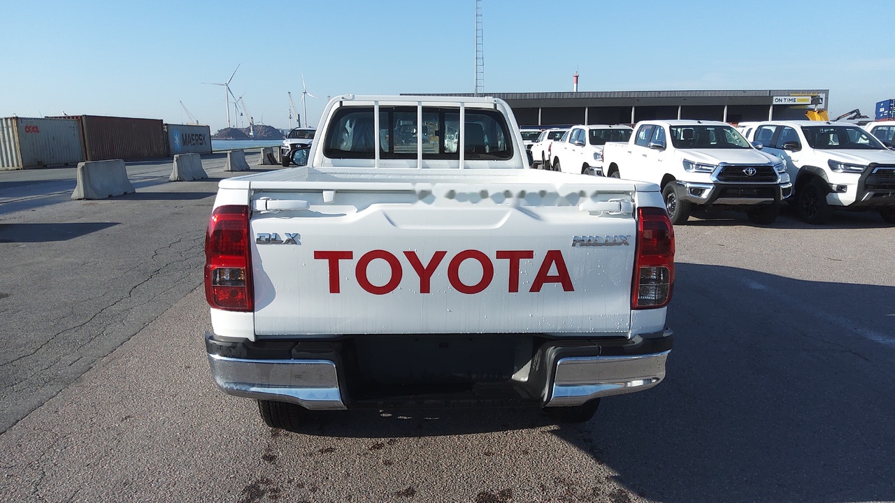 Toyota Hilux / Revo Pick-up single Cab pack security 2.4L Turbo Diesel Manual - Pick-up: obrázek 4 Toyota Hilux / Revo Pick-up single Cab pack security 2.4L Turbo Diesel Manual - Pick-up: obrázek 4