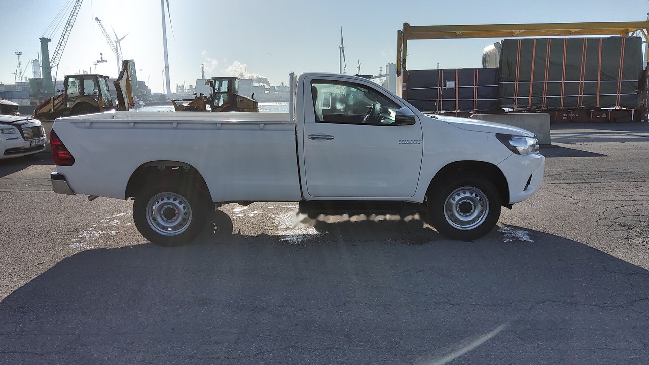 Toyota Hilux / Revo Pick-up single Cab pack security 2.4L Turbo Diesel Manual - Pick-up: obrázek 2 Toyota Hilux / Revo Pick-up single Cab pack security 2.4L Turbo Diesel Manual - Pick-up: obrázek 2