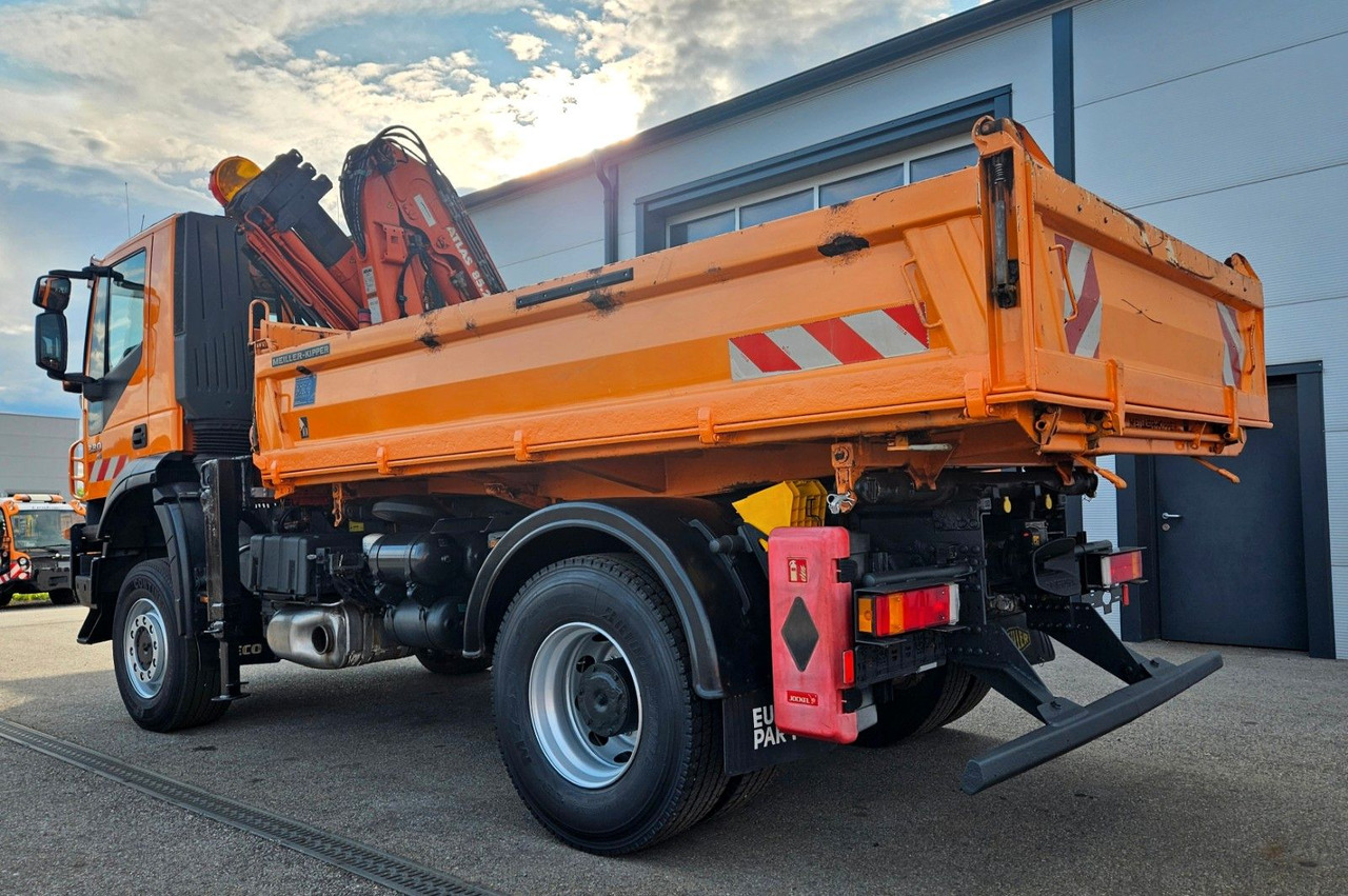 Iveco Trakker 190T33 4x4 Euro5 Kran Atlas Funk - Sklápěč, Auto s hydraulickou rukou: obrázek 3 Iveco Trakker 190T33 4x4 Euro5 Kran Atlas Funk - Sklápěč, Auto s hydraulickou rukou: obrázek 3