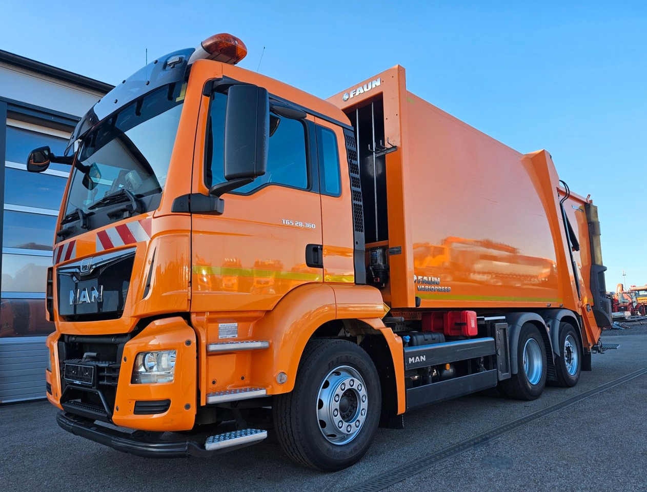 MAN TGS 28.360 Euro6 FAUN VARIOPRESS II Zoeller - Vůz na odvoz odpadků: obrázek 1 MAN TGS 28.360 Euro6 FAUN VARIOPRESS II Zoeller - Vůz na odvoz odpadků: obrázek 1