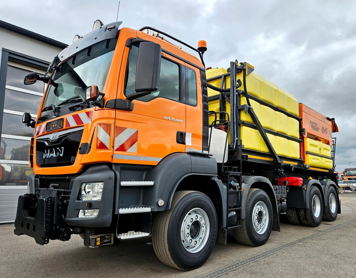 MAN TGS 35.440 8x4 BL Euro6 Winterdienst Streuer - Sklápěč: obrázek 1 MAN TGS 35.440 8x4 BL Euro6 Winterdienst Streuer - Sklápěč: obrázek 1