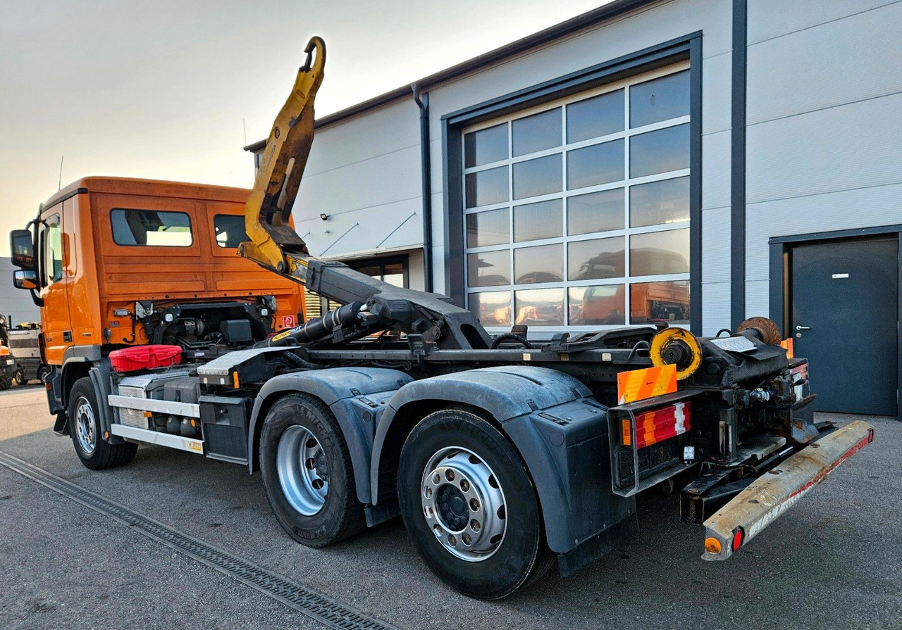 Mercedes-Benz Actros 2532 6x2 MP3 Euro5 - Hákový nosič kontejnerů: obrázek 3 Mercedes-Benz Actros 2532 6x2 MP3 Euro5 - Hákový nosič kontejnerů: obrázek 3