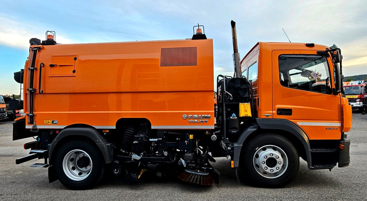 Mercedes-Benz Atego 1324 Euro6 FAUN Viajet 6 Aufbaumotor - Zametací vůz: obrázek 2 Mercedes-Benz Atego 1324 Euro6 FAUN Viajet 6 Aufbaumotor - Zametací vůz: obrázek 2