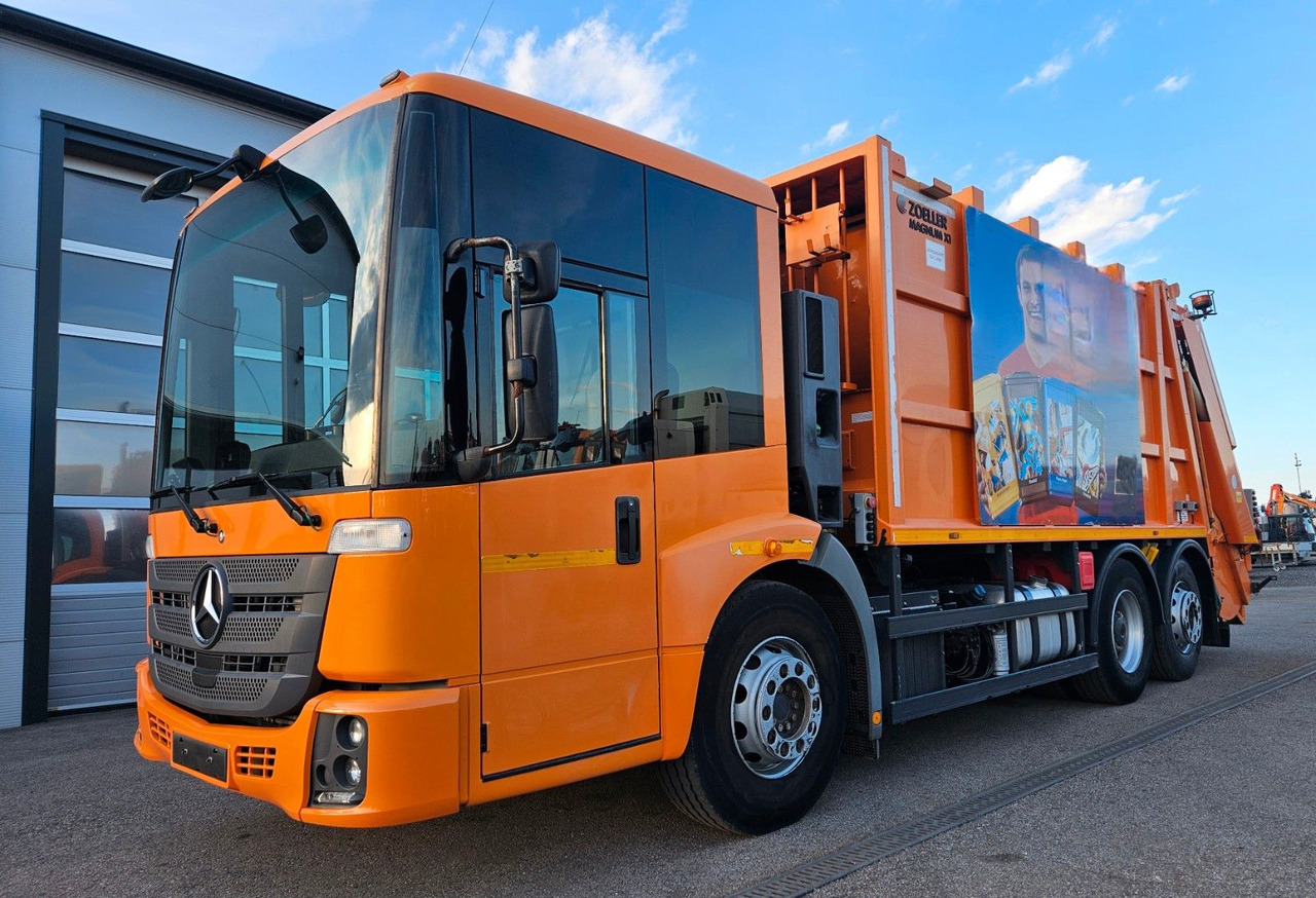 Mercedes-Benz Econic 2630 ZOELLER Magnum X1 Variopress Euro6 - Vůz na odvoz odpadků: obrázek 1 Mercedes-Benz Econic 2630 ZOELLER Magnum X1 Variopress Euro6 - Vůz na odvoz odpadků: obrázek 1