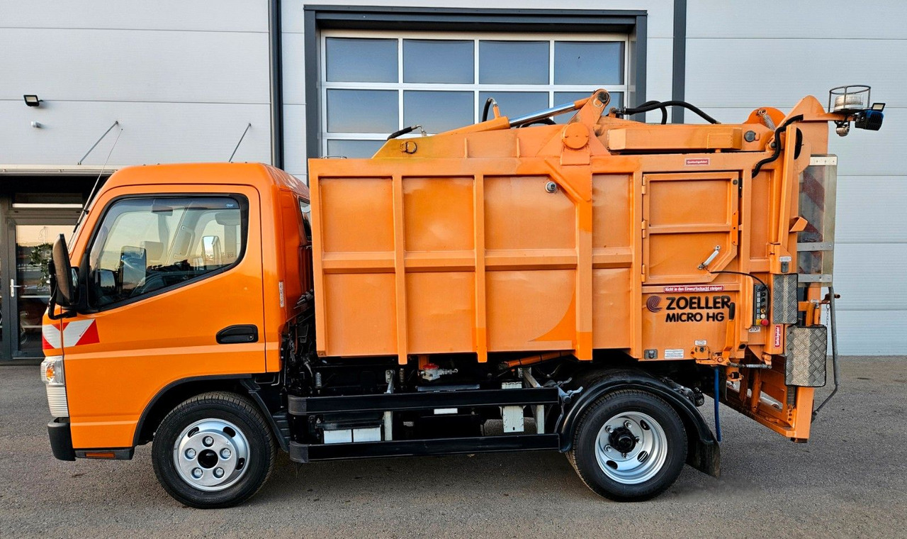 Mitsubishi Fuso Canter 6S15 Zoeller Micro Müllpresse - Vůz na odvoz odpadků: obrázek 2 Mitsubishi Fuso Canter 6S15 Zoeller Micro Müllpresse - Vůz na odvoz odpadků: obrázek 2