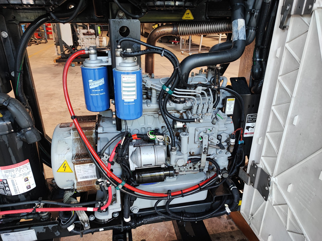 Motore Frigo Carrier Vector 1550 - Chladicí zařízení: obrázek 3 Motore Frigo Carrier Vector 1550 - Chladicí zařízení: obrázek 3