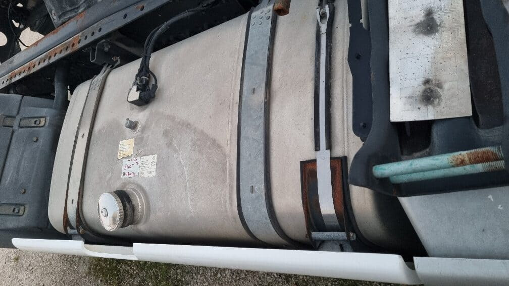 MAN TGX E6 pezzi di ricambio - Náhradní díly pro Nákladní auto: obrázek 1 MAN TGX E6 pezzi di ricambio - Náhradní díly pro Nákladní auto: obrázek 1
