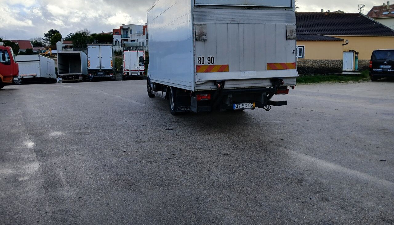 IVECO 70C18 - Izotermický nákladní automobil: obrázek 2 IVECO 70C18 - Izotermický nákladní automobil: obrázek 2