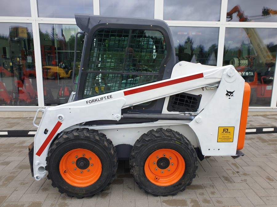 BOBCAT Bobcat S450 - Smykový nakladač: obrázek 2 BOBCAT Bobcat S450 - Smykový nakladač: obrázek 2