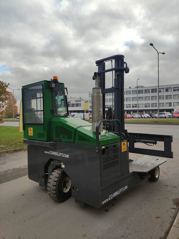Combilift C4500 - Dieselový vysokozdvižný vozík: obrázek 4 Combilift C4500 - Dieselový vysokozdvižný vozík: obrázek 4