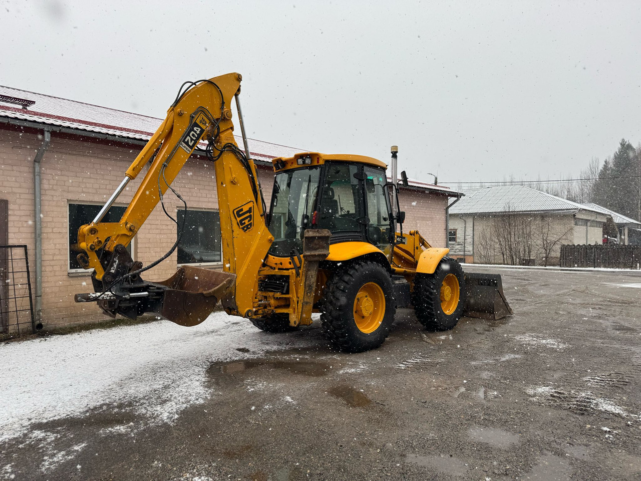 JCB 4CN - Rýpadlo-nakladač: obrázek 4 JCB 4CN - Rýpadlo-nakladač: obrázek 4