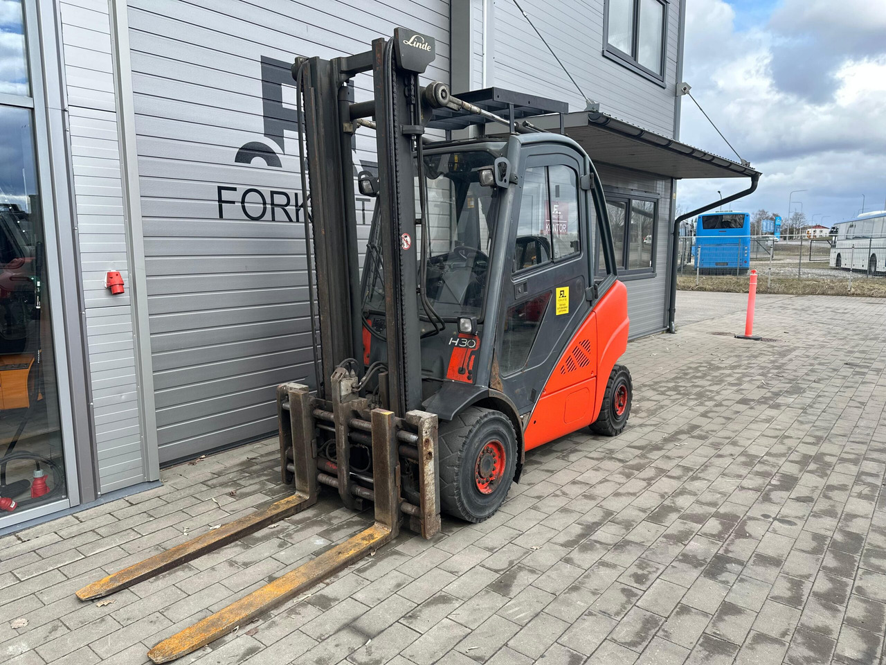 Linde H30D-01 - Dieselový vysokozdvižný vozík: obrázek 1 Linde H30D-01 - Dieselový vysokozdvižný vozík: obrázek 1