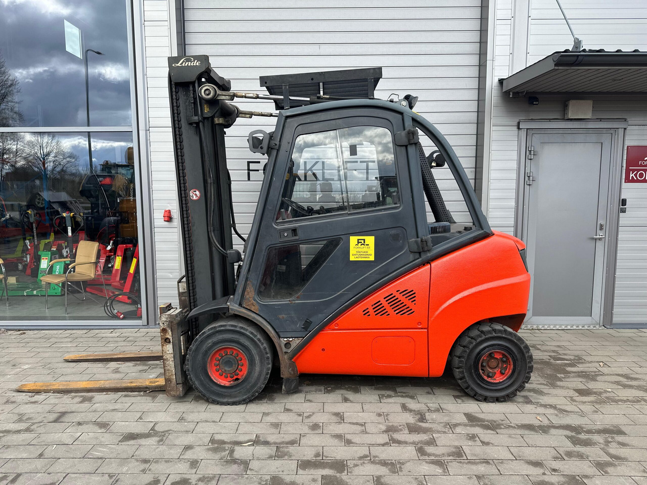 Linde H30D-01 - Dieselový vysokozdvižný vozík: obrázek 5 Linde H30D-01 - Dieselový vysokozdvižný vozík: obrázek 5