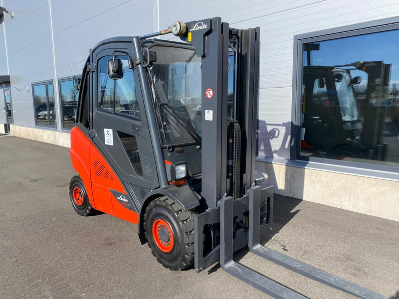 Linde H30T-02 EVO - Plynový vysokozdvižný vozík: obrázek 4 Linde H30T-02 EVO - Plynový vysokozdvižný vozík: obrázek 4