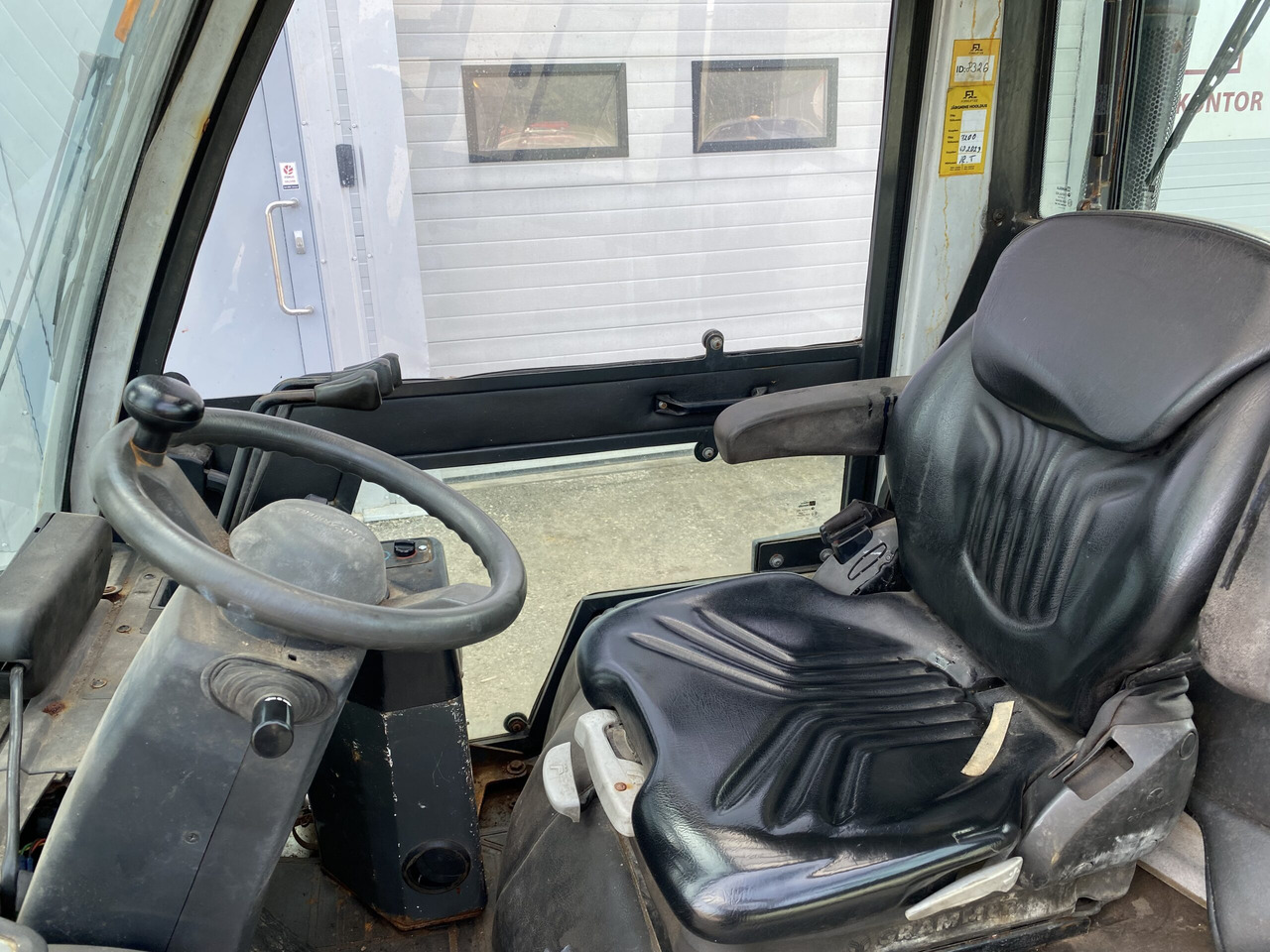 Unicarriers Y1D1A18Q - Dieselový vysokozdvižný vozík: obrázek 5 Unicarriers Y1D1A18Q - Dieselový vysokozdvižný vozík: obrázek 5