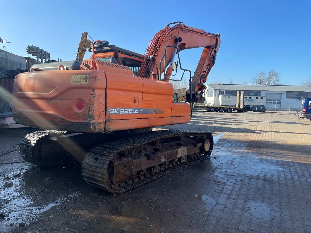 Pásové rýpadlo Doosan EXCA: obrázek 14