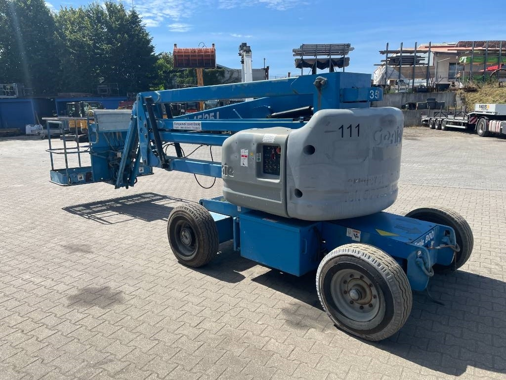 Genie Z 45/25 - Kloubová plošina: obrázek 2 Genie Z 45/25 - Kloubová plošina: obrázek 2