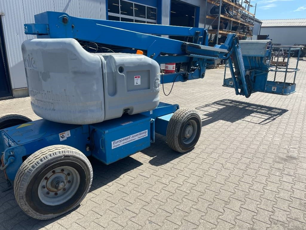 Genie Z 45/25 - Kloubová plošina: obrázek 3 Genie Z 45/25 - Kloubová plošina: obrázek 3