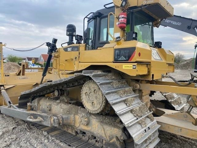CAT D 6 T LGP Extremely nice - Buldozer: obrázek 2 CAT D 6 T LGP Extremely nice - Buldozer: obrázek 2