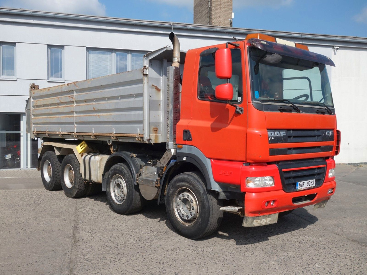 DAF CF85.410 8x4 mit Meiller - Sklápěč: obrázek 3 DAF CF85.410 8x4 mit Meiller - Sklápěč: obrázek 3