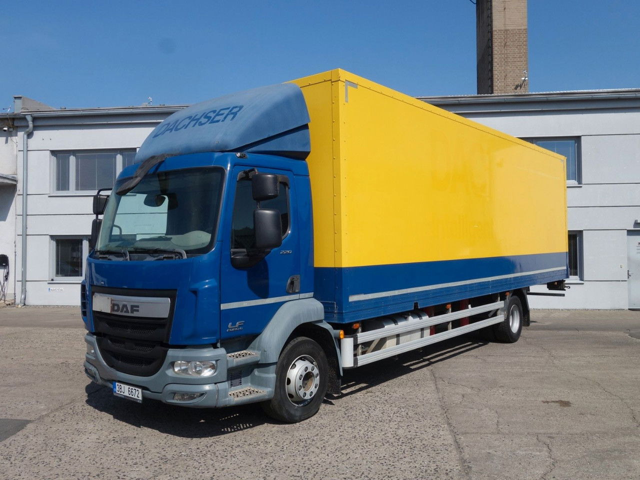DAF LF 220 14 t - Skříňový nákladní auto: obrázek 1 DAF LF 220 14 t - Skříňový nákladní auto: obrázek 1