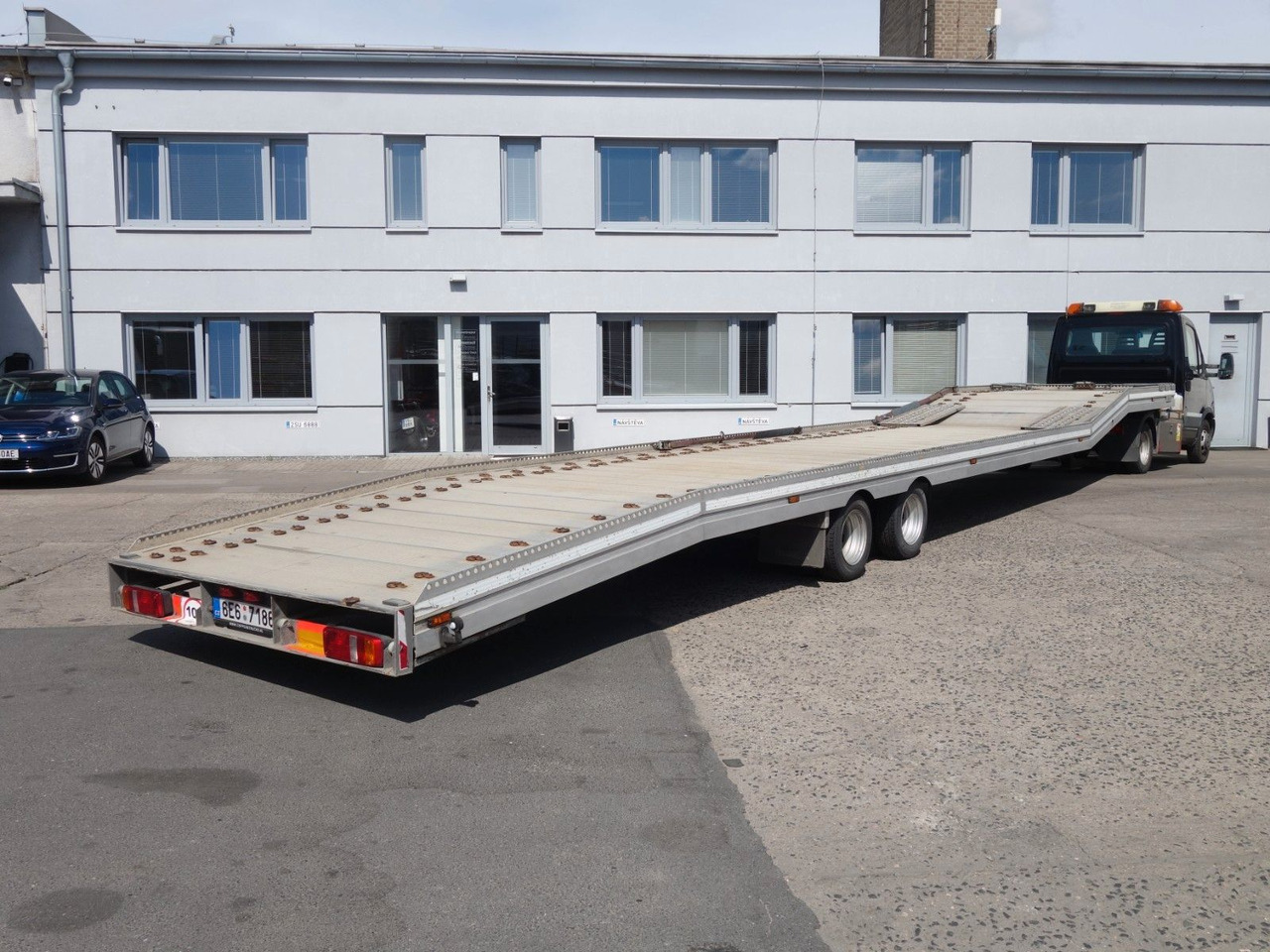 Iveco Daily 35C17 mit Anhänger für 3 PKW - Přepravník automobilů: obrázek 4 Iveco Daily 35C17 mit Anhänger für 3 PKW - Přepravník automobilů: obrázek 4
