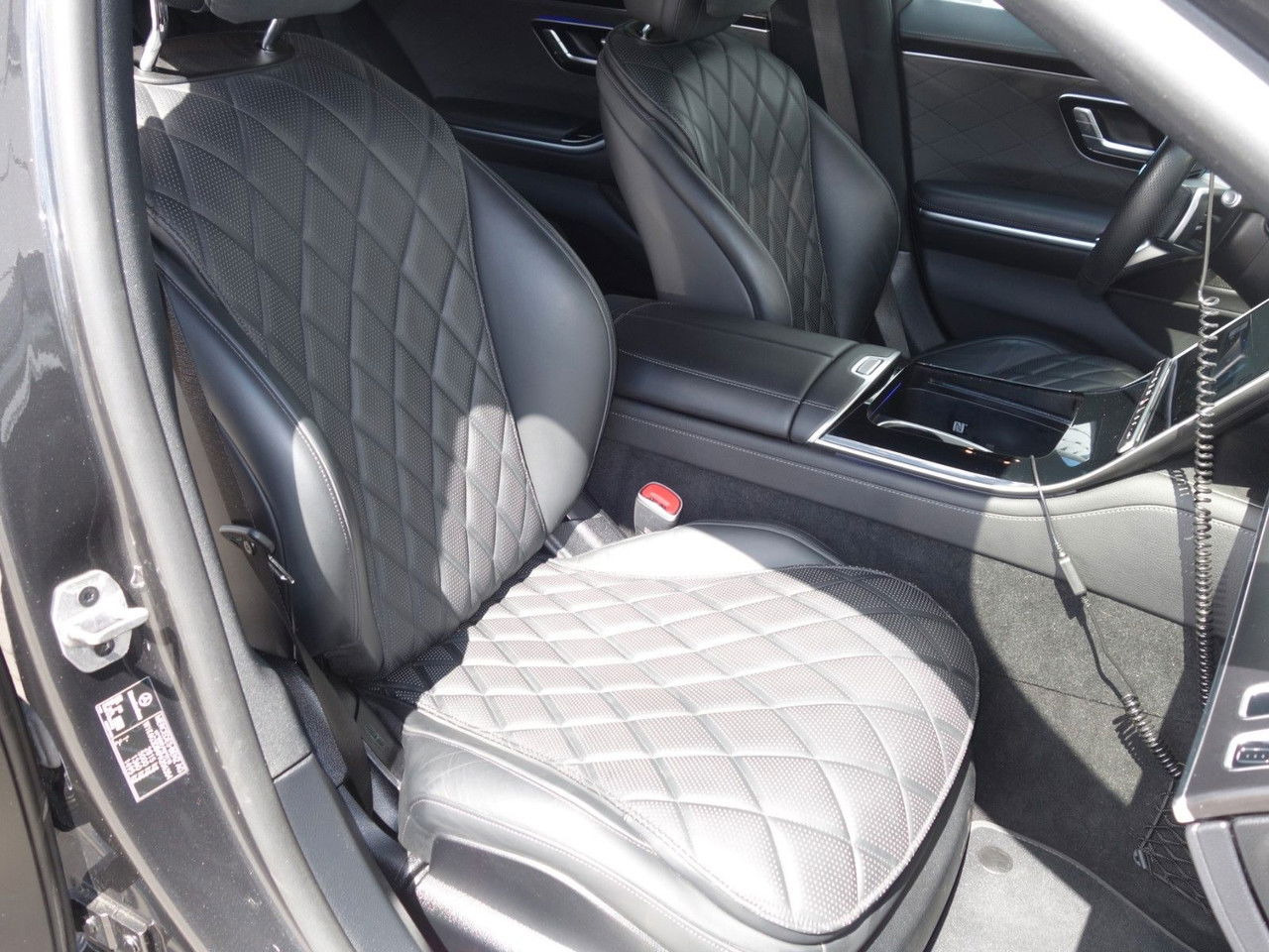 Sedan Mercedes-Benz S-klasse 400 , 4Matic, Pano, Folie, Garantie bis 8/2028: obrázek 10 Sedan Mercedes-Benz S-klasse 400 , 4Matic, Pano, Folie, Garantie bis 8/2028: obrázek 10