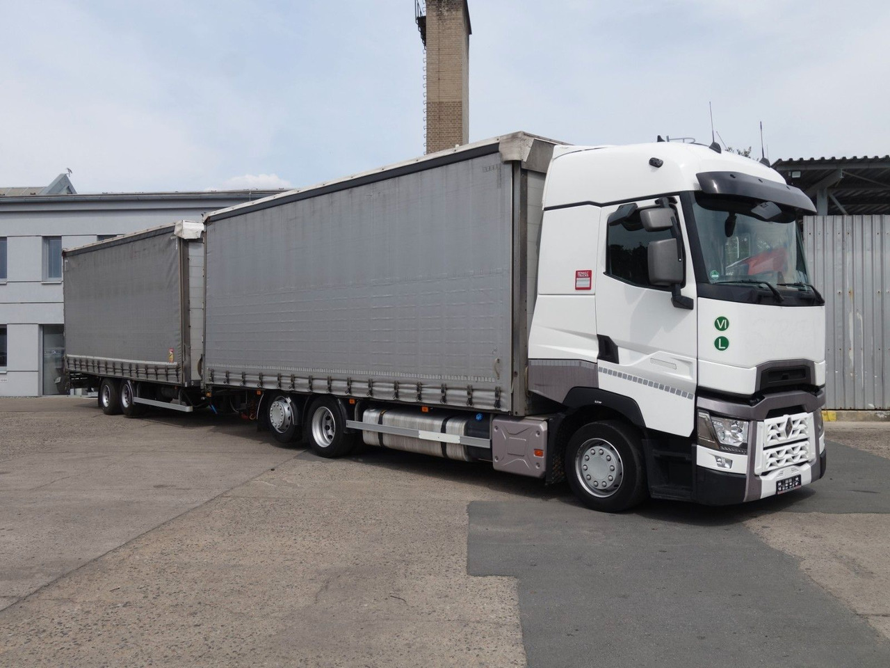 Renault T520 6x2 + trailer, 120m3, 2x Liftachse - Plachtový nákladní auto: obrázek 2 Renault T520 6x2 + trailer, 120m3, 2x Liftachse - Plachtový nákladní auto: obrázek 2